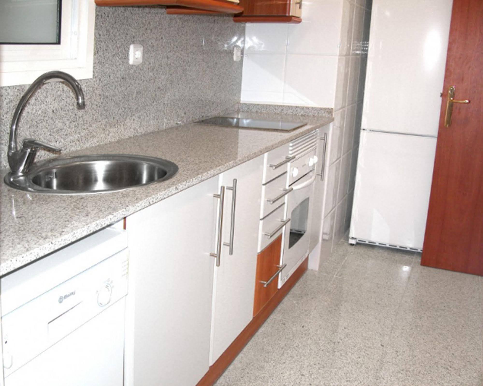 Apartaments Marina - Abapart Barcelona Bagian luar foto
